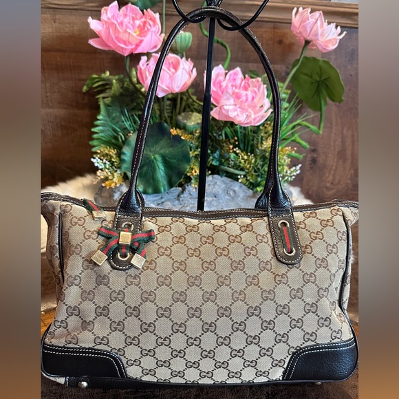 Gucci Handbags - GUCCI  handbag GG Sherry  canvas tote